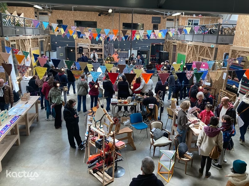 You are currently viewing 14 au 15 Décembre – Marché Comme un établi